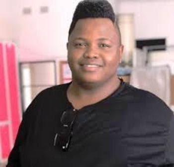 Dladla Mshunqisi ft Sizwe Mdlalose, Assiye Bongzin & DJ Tira – Uphetheni Esandleni